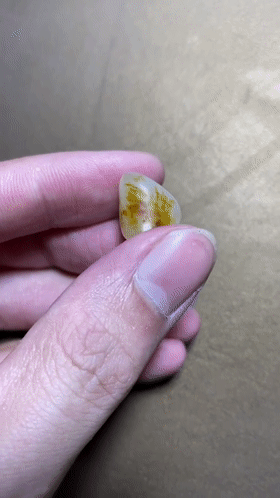 翡翠原石包料手串的简单介绍-第4张图片-翡翠网 翡翠原石包料手串的简单介绍-第4张图片-翡翠网