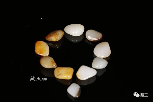 翡翠原石包料手串的简单介绍-第13张图片-翡翠网 翡翠原石包料手串的简单介绍-第13张图片-翡翠网