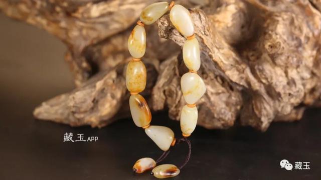 翡翠原石包料手串的简单介绍-第17张图片-翡翠网 翡翠原石包料手串的简单介绍-第17张图片-翡翠网