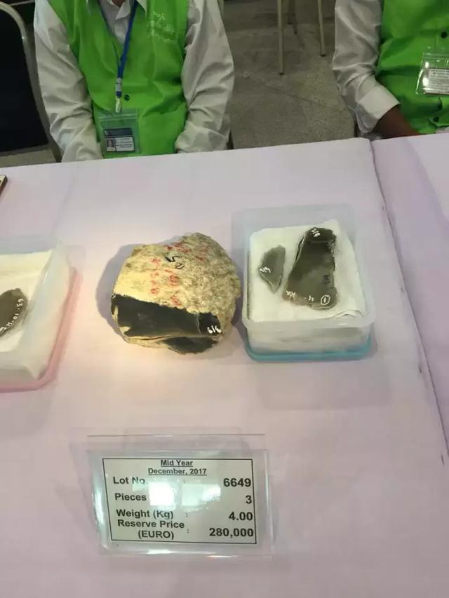 翡翠的原石在哪里,缅甸翡翠原石交易拍卖网-第26张图片-翡翠网 翡翠的原石在哪里,缅甸翡翠原石交易拍卖网-第26张图片-翡翠网