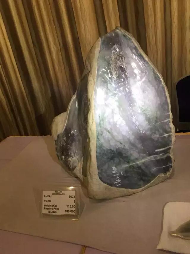 翡翠的原石在哪里,缅甸翡翠原石交易拍卖网-第48张图片-翡翠网 翡翠的原石在哪里,缅甸翡翠原石交易拍卖网-第48张图片-翡翠网