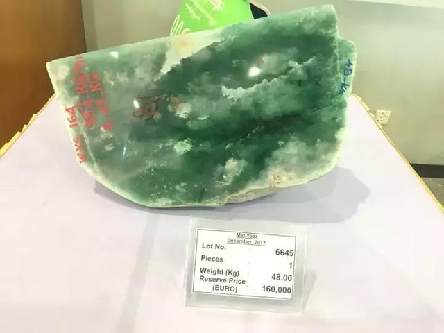 翡翠的原石在哪里,缅甸翡翠原石交易拍卖网-第63张图片-翡翠网 翡翠的原石在哪里,缅甸翡翠原石交易拍卖网-第63张图片-翡翠网