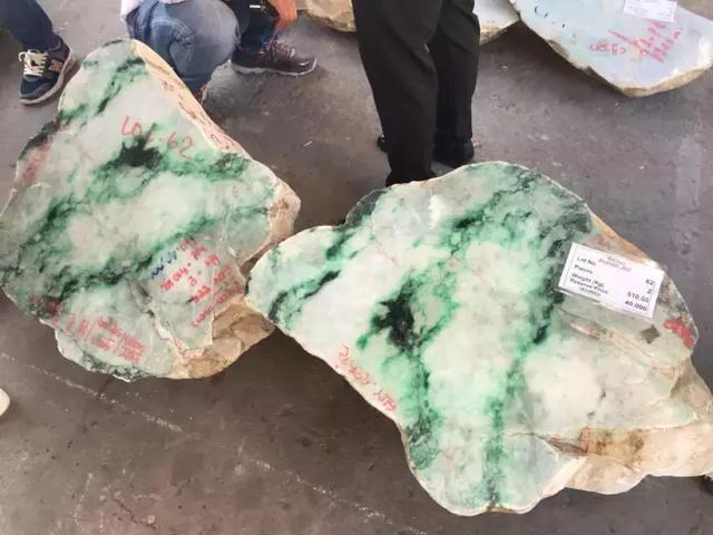 翡翠的原石在哪里,缅甸翡翠原石交易拍卖网-第64张图片-翡翠网 翡翠的原石在哪里,缅甸翡翠原石交易拍卖网-第64张图片-翡翠网