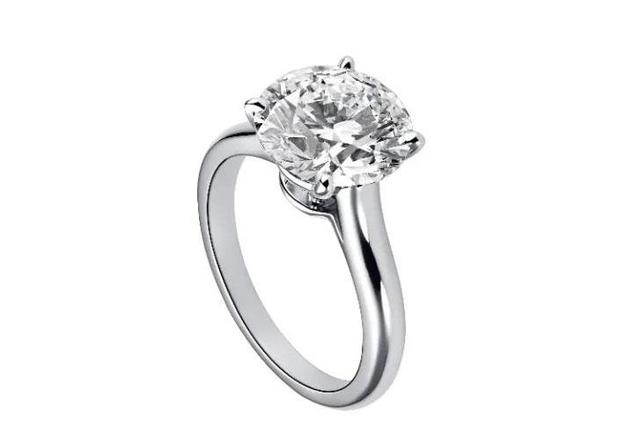 2万的钻戒回收多少钱2021年钻戒价格-第2张图片-翡翠网