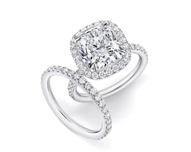 2万的钻戒回收多少钱2021年钻戒价格-第4张图片-翡翠网