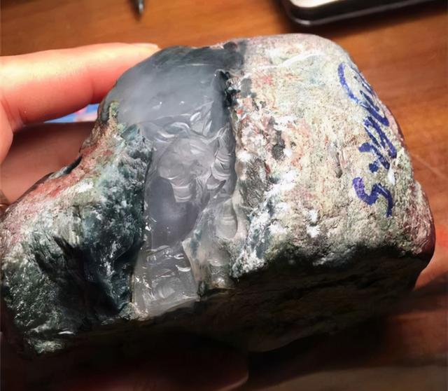 翡翠原石水沫子涨价了翡翠原石以后会涨价吗-第2张图片-翡翠网 翡翠原石水沫子涨价了翡翠原石以后会涨价吗-第2张图片-翡翠网