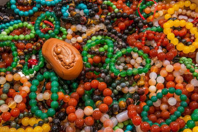 翡翠成品知识的培训资料的简单介绍-第7张图片-翡翠网 翡翠成品知识的培训资料的简单介绍-第7张图片-翡翠网