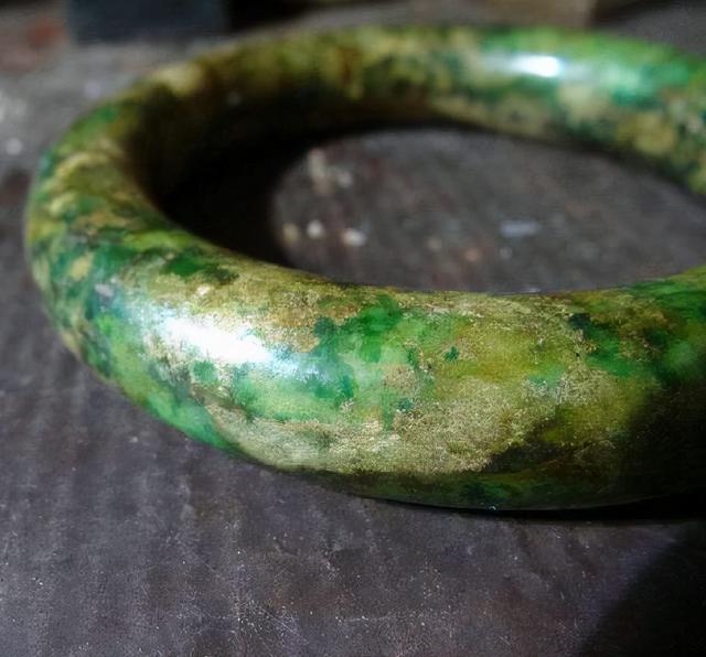 翡翠成品知识的培训资料的简单介绍-第13张图片-翡翠网 翡翠成品知识的培训资料的简单介绍-第13张图片-翡翠网