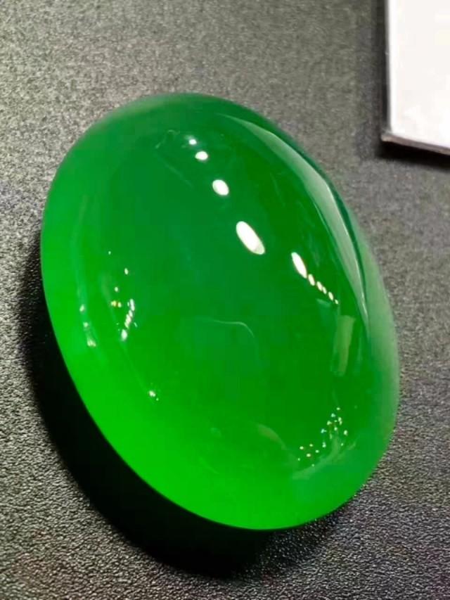 包含正阳绿翡翠戒面价格的词条-第1张图片-翡翠网 包含正阳绿翡翠戒面价格的词条-第1张图片-翡翠网