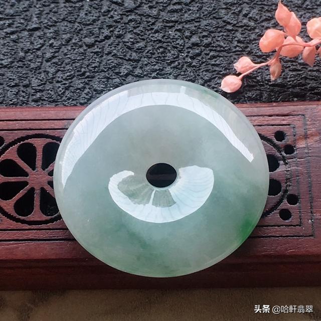 糯种翡翠原石图片3万元糯冰种翡翠图片-第4张图片-翡翠网 糯种翡翠原石图片3万元糯冰种翡翠图片-第4张图片-翡翠网