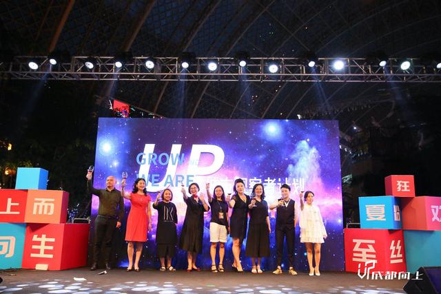 陈瑞麟珠宝设计师,rotass珠宝设计-第16张图片-翡翠网 陈瑞麟珠宝设计师,rotass珠宝设计-第16张图片-翡翠网