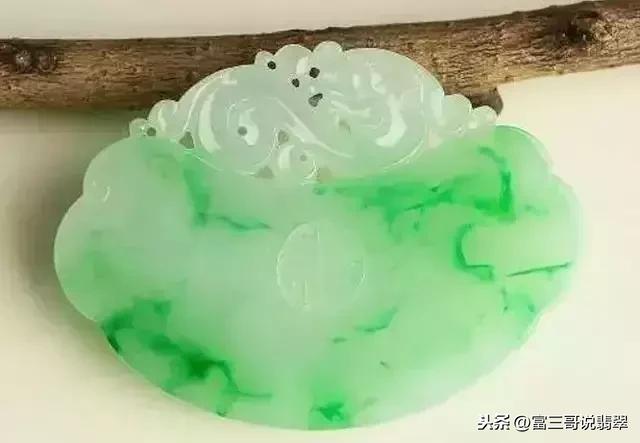 翡翠雕工知识视频,简易翡翠雕刻-第20张图片-翡翠网 翡翠雕工知识视频,简易翡翠雕刻-第20张图片-翡翠网