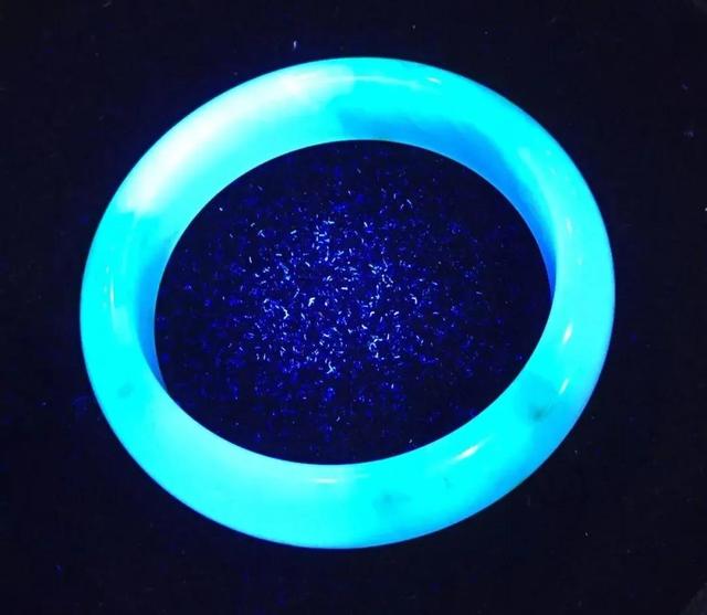 八三翡翠知识点,翡翠知识入门大全-第2张图片-翡翠网