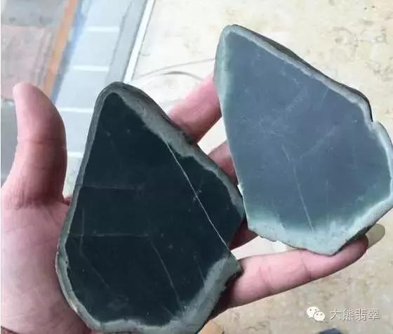 蓝水翡翠戒面价格冰种老蓝水戒面-第1张图片-翡翠网 蓝水翡翠戒面价格冰种老蓝水戒面-第1张图片-翡翠网