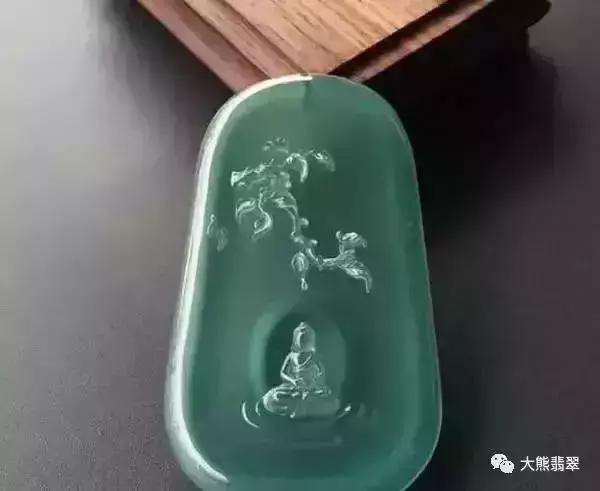 蓝水翡翠戒面价格冰种老蓝水戒面-第15张图片-翡翠网 蓝水翡翠戒面价格冰种老蓝水戒面-第15张图片-翡翠网