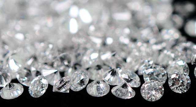 培育钻石和天然钻石,人工钻石和天然钻石有什么不同-第2张图片-翡翠网 培育钻石和天然钻石,人工钻石和天然钻石有什么不同-第2张图片-翡翠网