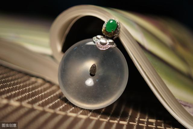 包含翡翠平安扣的知识的词条-第1张图片-翡翠网 包含翡翠平安扣的知识的词条-第1张图片-翡翠网