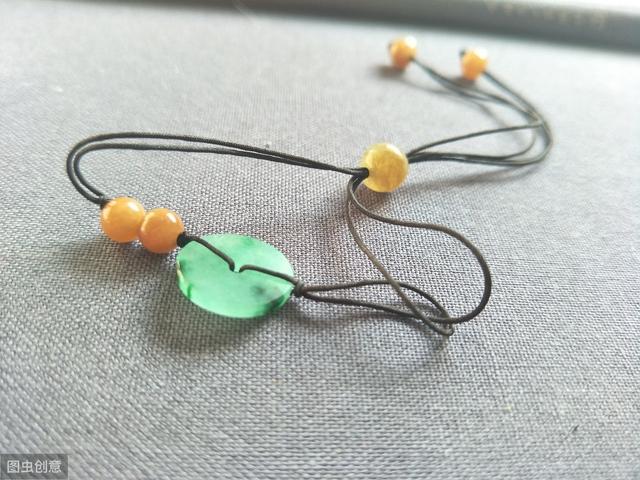 包含翡翠平安扣的知识的词条-第4张图片-翡翠网 包含翡翠平安扣的知识的词条-第4张图片-翡翠网