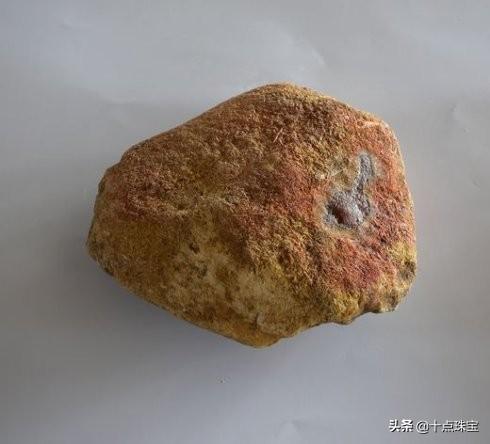 细白皮翡翠毛料赌石知识图片翡翠假皮壳知识-第22张图片-翡翠网 细白皮翡翠毛料赌石知识图片翡翠假皮壳知识-第22张图片-翡翠网