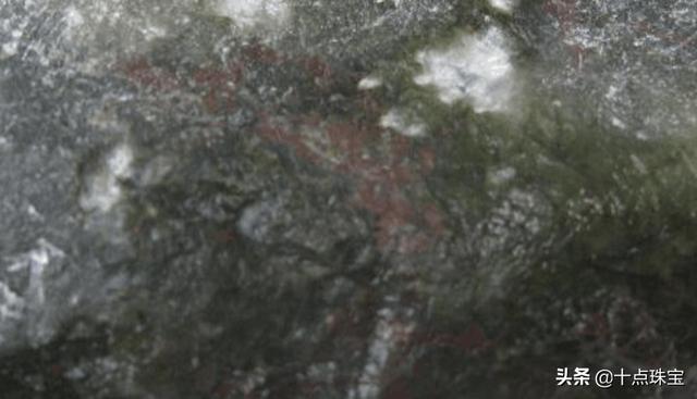 细白皮翡翠毛料赌石知识图片翡翠假皮壳知识-第31张图片-翡翠网 细白皮翡翠毛料赌石知识图片翡翠假皮壳知识-第31张图片-翡翠网