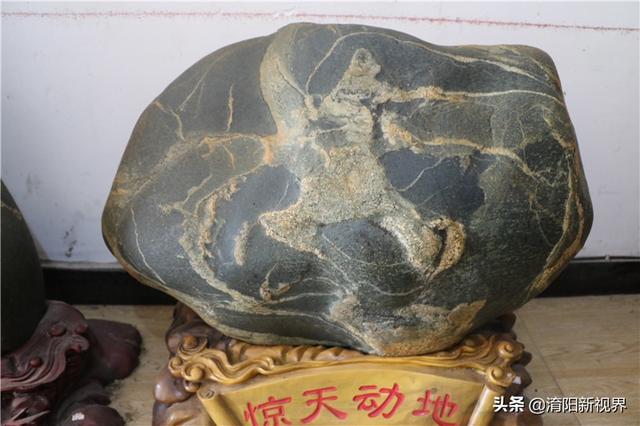 丹江口市白皮翡翠原石毛料,翡翠的原石在哪里-第12张图片-翡翠网 丹江口市白皮翡翠原石毛料,翡翠的原石在哪里-第12张图片-翡翠网