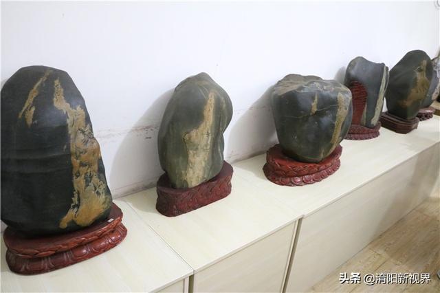 丹江口市白皮翡翠原石毛料,翡翠的原石在哪里-第15张图片-翡翠网 丹江口市白皮翡翠原石毛料,翡翠的原石在哪里-第15张图片-翡翠网