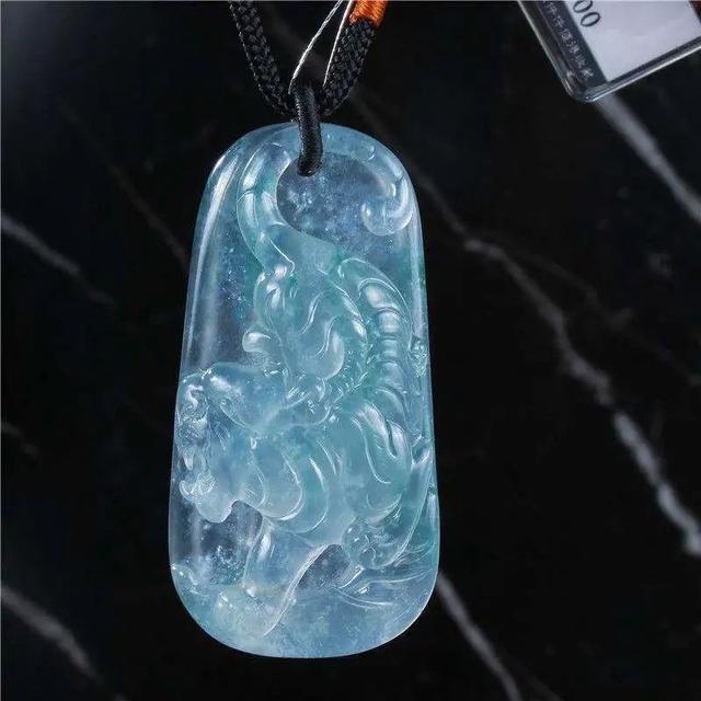 翡翠虎价格的简单介绍-第8张图片-翡翠网 翡翠虎价格的简单介绍-第8张图片-翡翠网