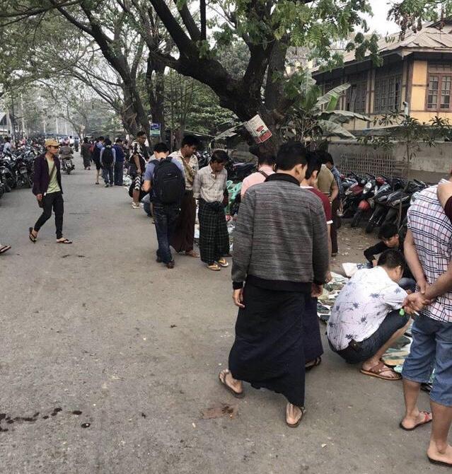 缅甸翡翠原石寻宝记全集缅甸翡翠原石-第5张图片-翡翠网