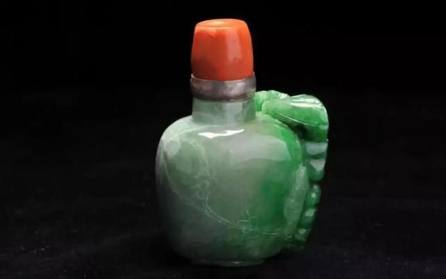 清代翡翠鼻烟壶价格,清代翡翠鼻烟壶价格多少-第36张图片-翡翠网 清代翡翠鼻烟壶价格,清代翡翠鼻烟壶价格多少-第36张图片-翡翠网