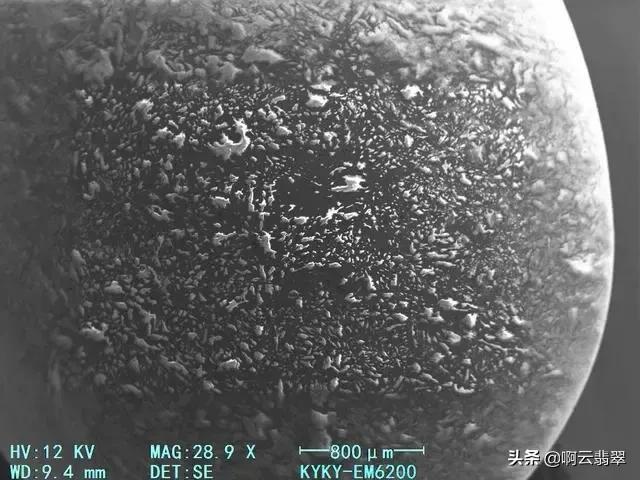 翡翠原石上色冒充老油皮,莫湾基黑乌沙油皮-第6张图片-翡翠网 翡翠原石上色冒充老油皮,莫湾基黑乌沙油皮-第6张图片-翡翠网