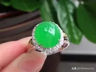 糯种满绿翡翠手镯价格的简单介绍-第2张图片-翡翠网 糯种满绿翡翠手镯价格的简单介绍-第2张图片-翡翠网