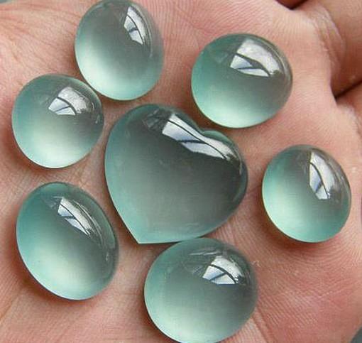 翡翠新手必备知识的简单介绍-第2张图片-翡翠网 翡翠新手必备知识的简单介绍-第2张图片-翡翠网