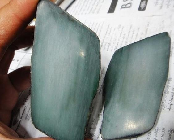 关于翡翠原石切口料怎么分的信息-第2张图片-翡翠网 关于翡翠原石切口料怎么分的信息-第2张图片-翡翠网