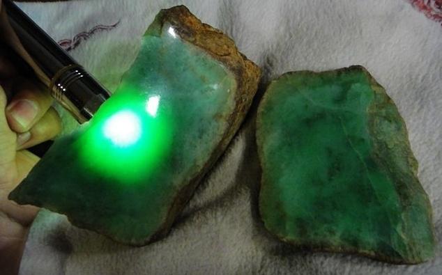 关于翡翠原石切口料怎么分的信息-第3张图片-翡翠网 关于翡翠原石切口料怎么分的信息-第3张图片-翡翠网