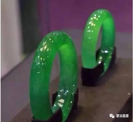 关于关于翡翠手镯的这些知识的信息-第1张图片-翡翠网 关于关于翡翠手镯的这些知识的信息-第1张图片-翡翠网