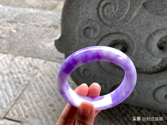 正阳翡翠手镯图片正阳绿翡翠戒指图片-第8张图片-翡翠网