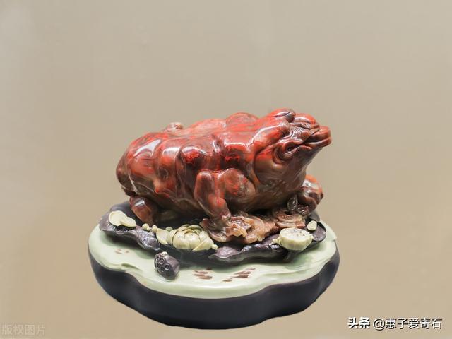 玉海生辉翡翠原石图片的简单介绍-第13张图片-翡翠网 玉海生辉翡翠原石图片的简单介绍-第13张图片-翡翠网