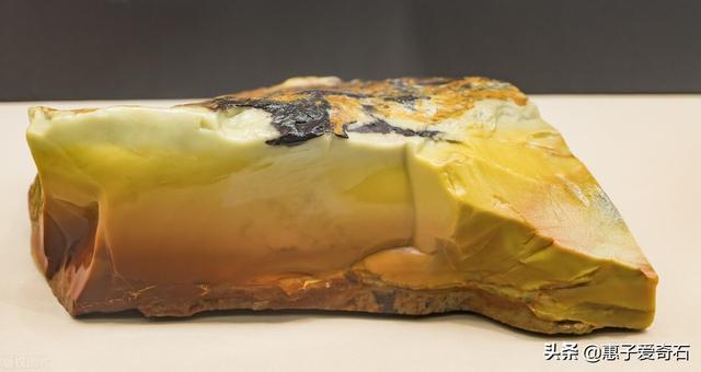 玉海生辉翡翠原石图片的简单介绍-第15张图片-翡翠网 玉海生辉翡翠原石图片的简单介绍-第15张图片-翡翠网