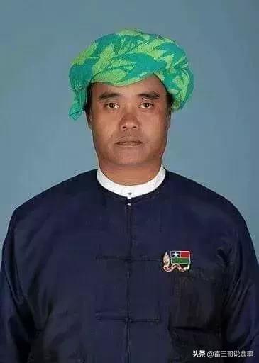 加微信送原石是真的吗翡翠原石送人-第4张图片-翡翠网 加微信送原石是真的吗翡翠原石送人-第4张图片-翡翠网