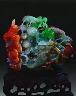 玉石翡翠原石,能做成翡翠手镯的原石多少钱-第5张图片-翡翠网 玉石翡翠原石,能做成翡翠手镯的原石多少钱-第5张图片-翡翠网