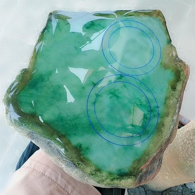 两色翡翠的行话怎么说翡翠行话知识大全-第6张图片-翡翠网 两色翡翠的行话怎么说翡翠行话知识大全-第6张图片-翡翠网