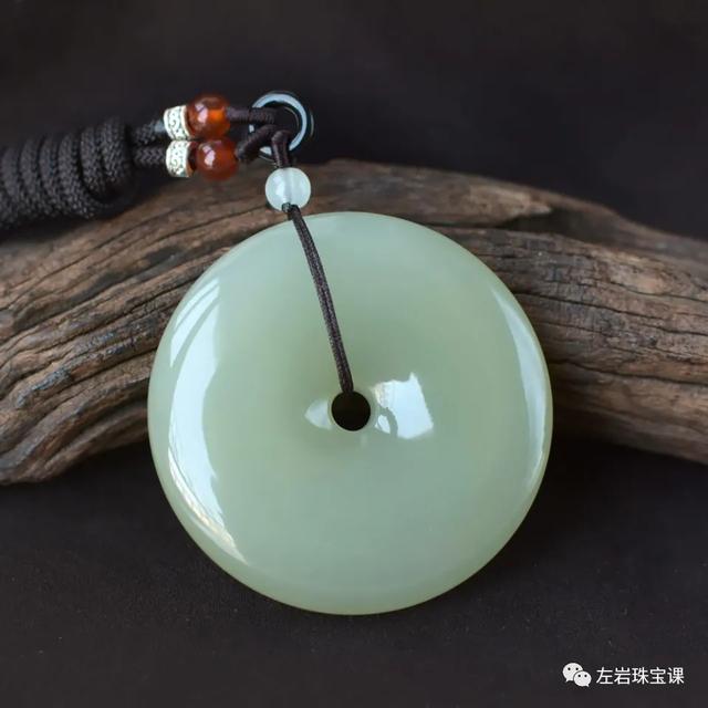 老坑冰种翡翠,翡翠手镯定义视频-第14张图片-翡翠网 老坑冰种翡翠,翡翠手镯定义视频-第14张图片-翡翠网