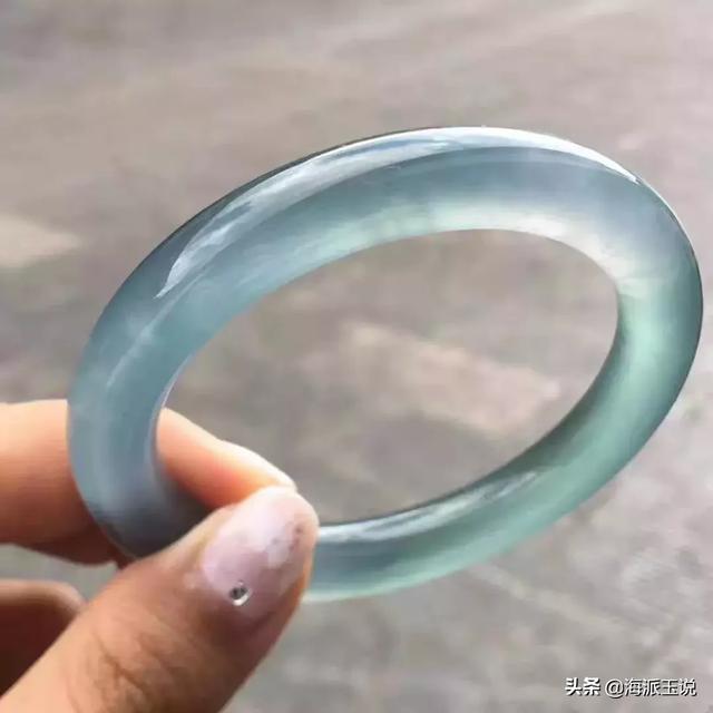 翡翠原石价值玉石翡翠价格排名-第2张图片-翡翠网