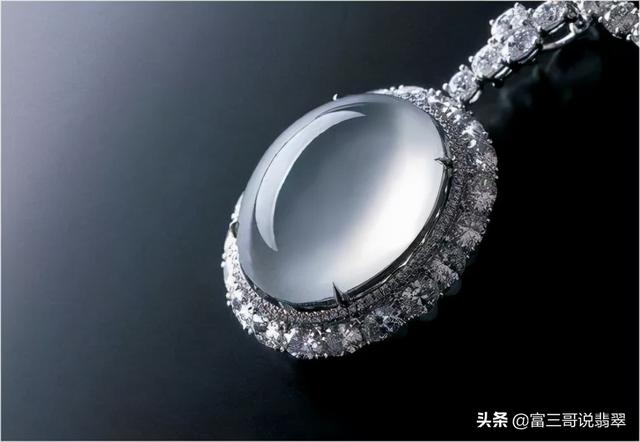 翡翠的入门知识视频翡翠原石知识入门-第12张图片-翡翠网 翡翠的入门知识视频翡翠原石知识入门-第12张图片-翡翠网