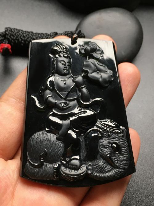 翡翠原石上的字母的简单介绍-第17张图片-翡翠网 翡翠原石上的字母的简单介绍-第17张图片-翡翠网