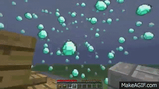 原石翡翠交易三明治翡翠原石切割-第12张图片-翡翠网 原石翡翠交易三明治翡翠原石切割-第12张图片-翡翠网