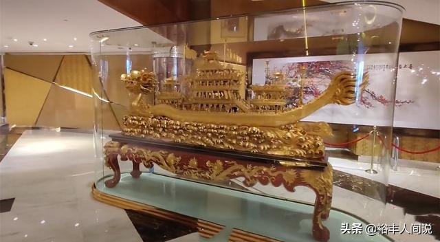 世界超级富豪收藏的绝世珠宝欧洲王室珠宝图片-第7张图片-翡翠网 世界超级富豪收藏的绝世珠宝欧洲王室珠宝图片-第7张图片-翡翠网