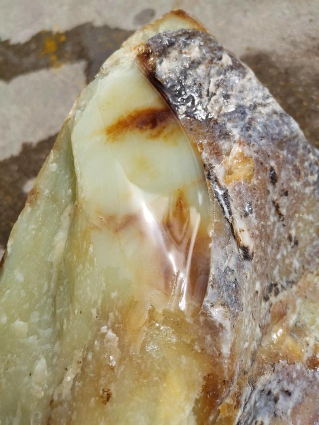 老唐翡翠原石唐之翡翠的缩写-第5张图片-翡翠网 老唐翡翠原石唐之翡翠的缩写-第5张图片-翡翠网