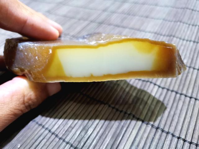 老唐翡翠原石唐之翡翠的缩写-第7张图片-翡翠网 老唐翡翠原石唐之翡翠的缩写-第7张图片-翡翠网