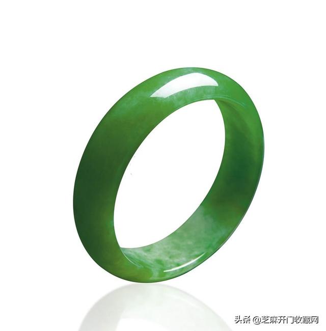 白玉扳指价格,翡翠手镯克数越多越好吗-第1张图片-翡翠网 白玉扳指价格,翡翠手镯克数越多越好吗-第1张图片-翡翠网